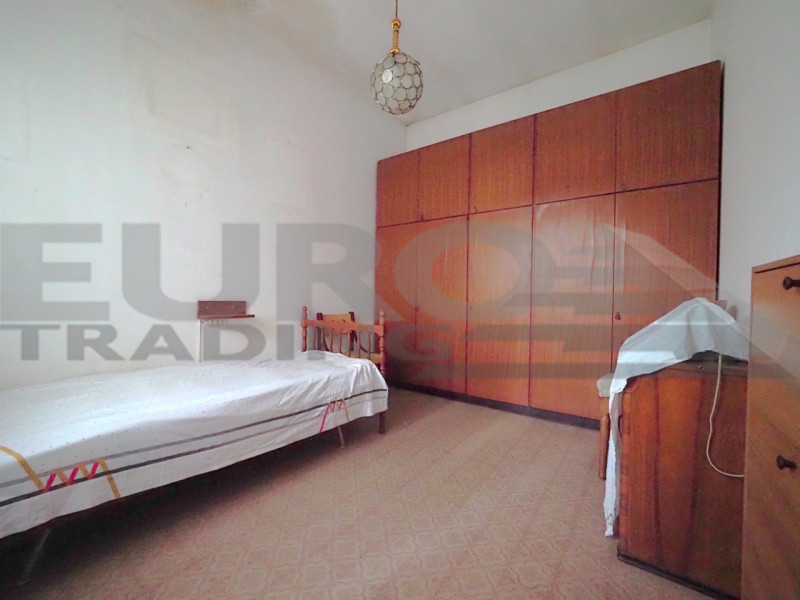 GAZZERA – CASA SINGOLA SU UNICO PIANO CON GIARDINO SU 4 LATI 

A pochi minuti da Mestre e comodis...