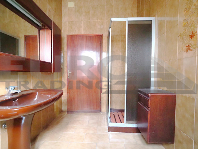 GAZZERA – CASA SINGOLA SU UNICO PIANO CON GIARDINO SU 4 LATI 

A pochi minuti da Mestre e comodis...