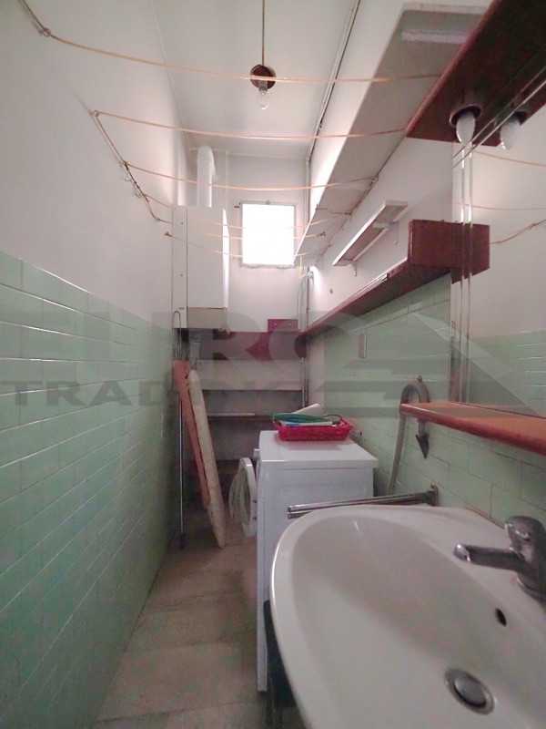 GAZZERA – CASA SINGOLA SU UNICO PIANO CON GIARDINO SU 4 LATI 

A pochi minuti da Mestre e comodis...