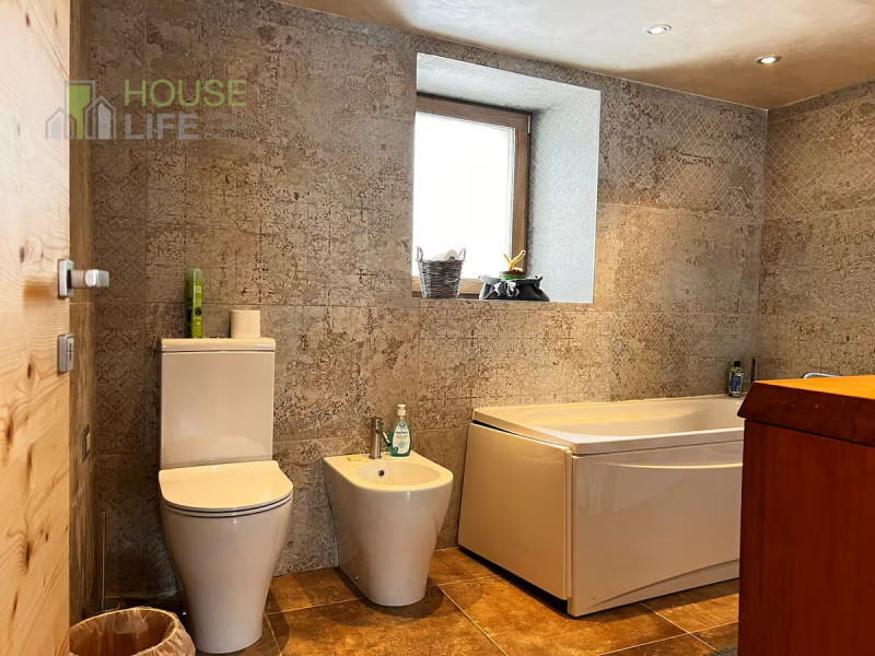 ROANA - TRESCHE CONCA - ELEGANTE CHALET DI MONTAGNA quadrilocale, tre-quattro camere, tre bagni, ...