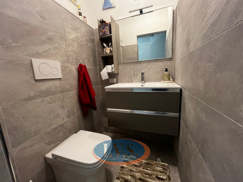 Campodoro (PD): Nella tranquillità di una zona residenziale, proponiamo a Campodoro porzione di t...