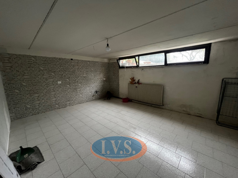 Campodoro (PD): Nella tranquillità di una zona residenziale, proponiamo a Campodoro porzione di t...