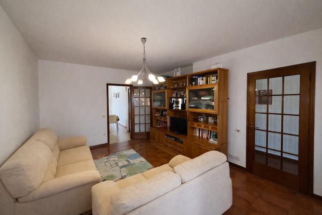 Scopri questa  villa a schiera centrale, situata nel centro di Piacenza d'Adige. Con i suoi 157 m...