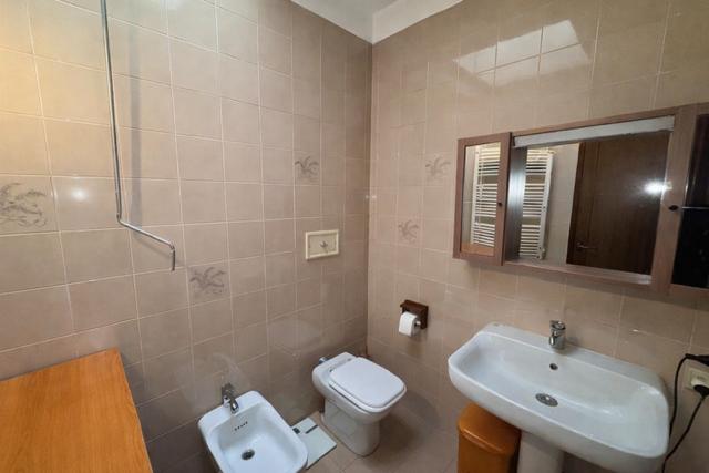 Scopri questa  villa a schiera centrale, situata nel centro di Piacenza d'Adige. Con i suoi 157 m...