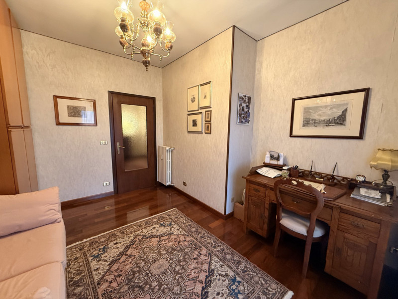 PADOVA - ARCELLA loc. SAN CARLO rif. EA235: In zona ben servita, Casa su misura ha il piacere di ...