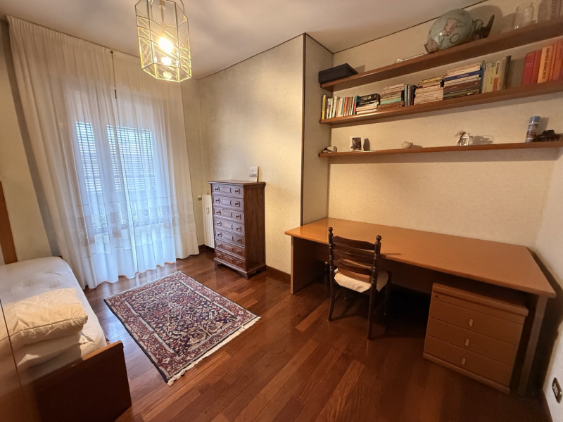 PADOVA - ARCELLA loc. SAN CARLO rif. EA235: In zona ben servita, Casa su misura ha il piacere di ...