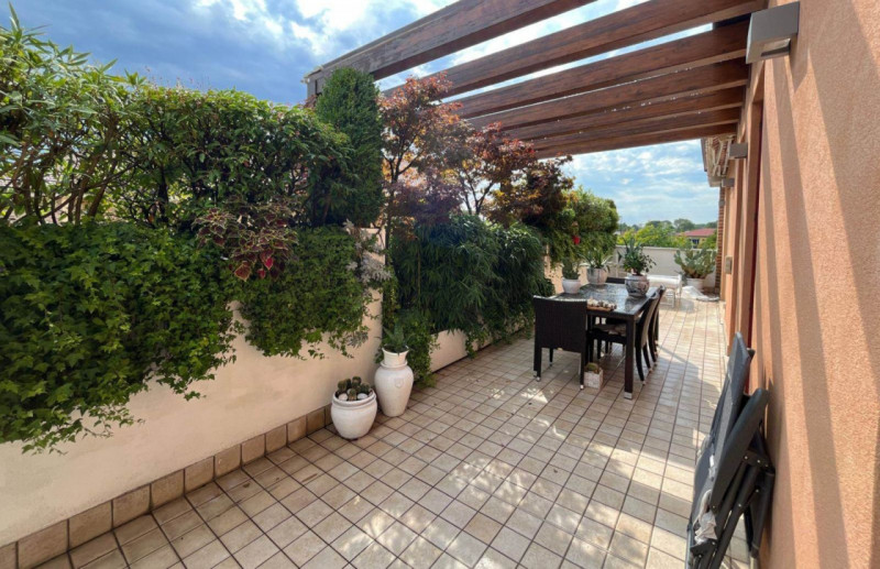 VIGONZA CENTRO NEL RESIDENCE "LA VILLETTE" vi proponiamo prestigioso ATTICO di 160 mq calpestabil...