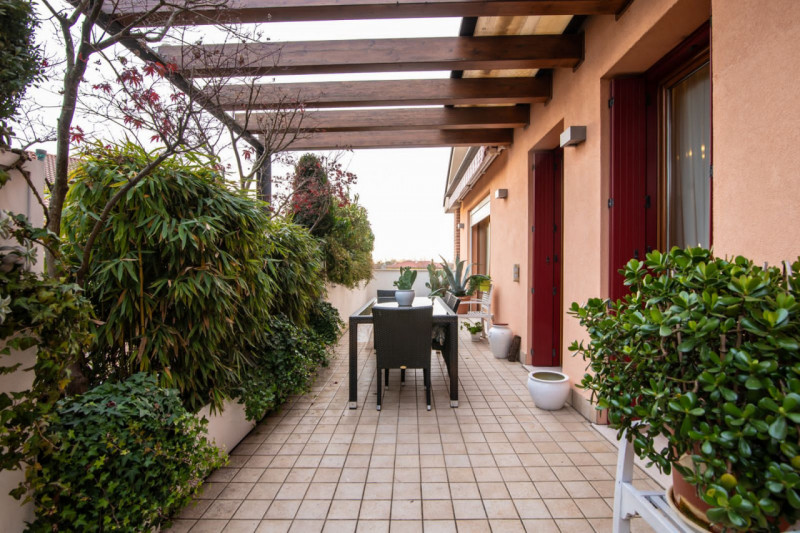 VIGONZA CENTRO NEL RESIDENCE "LA VILLETTE" vi proponiamo prestigioso ATTICO di 160 mq calpestabil...