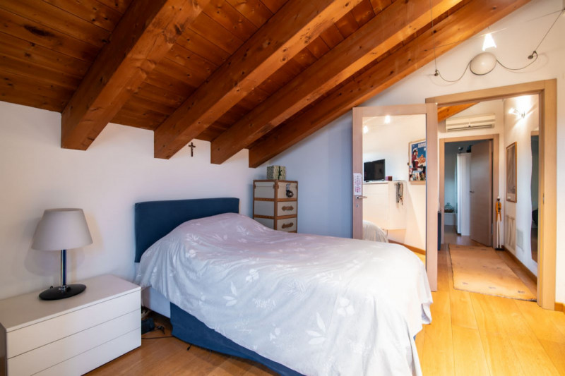 VIGONZA CENTRO NEL RESIDENCE "LA VILLETTE" vi proponiamo prestigioso ATTICO di 160 mq calpestabil...