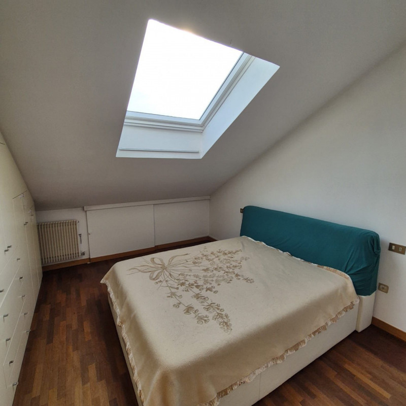 INFO E/O APPUNTAMENTO SOLO TRAMITE MAIL SULL' OFFERTA DI LOCAZIONE SOLO SE ANCORA DISPONIBILE. tg...