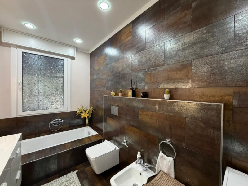 Proponiamo in vendita, nel cuore del Comune di Busa di Vigonza, una porzione di trifamiliare dist...