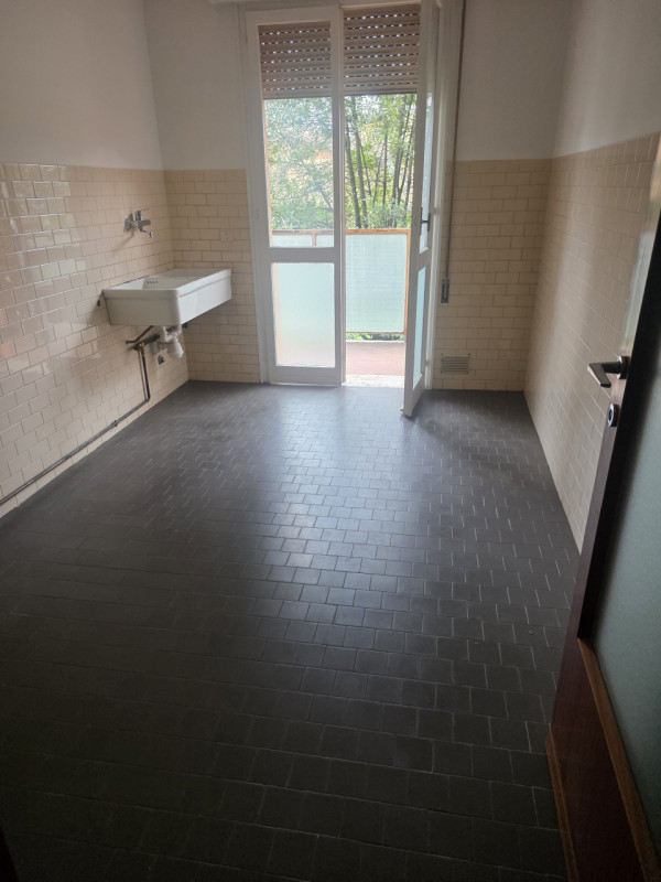 ASTA IMMOBILIARE - PADOVA Quartiere MORTISE, Via Alberto Villa Rivasanta, APPARTAMENTO al piano p...