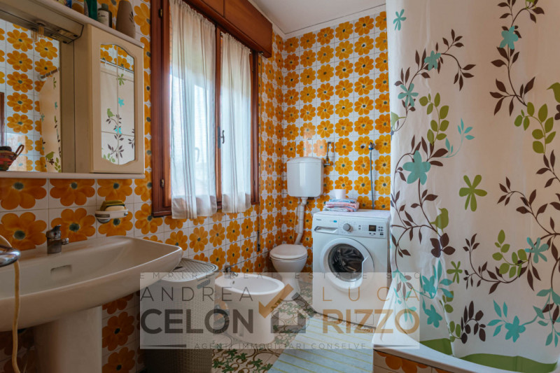 Situata nella tranquilla località di San Siro a Bagnoli di Sopra, in Via Fratelli Bandiera, quest...