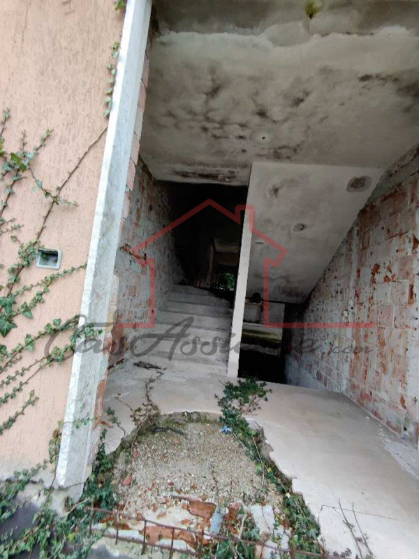 Rif. PE925
La nostra Agenzia ha selezionato per Voi l'occasione del mese all'asta.

Proponiamo fa...