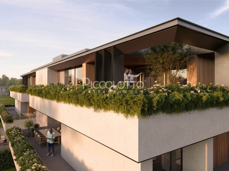 Rif. V5451 R13 - Montebelluna, in posizione tranquilla a pochi passi dal centro, proponiamo in ve...