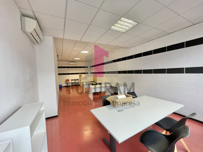 CAMISANO VICENTINO - 13FIL - PER INFO 0444/310220

Proponiamo in affitto un elegante ufficio di 5...