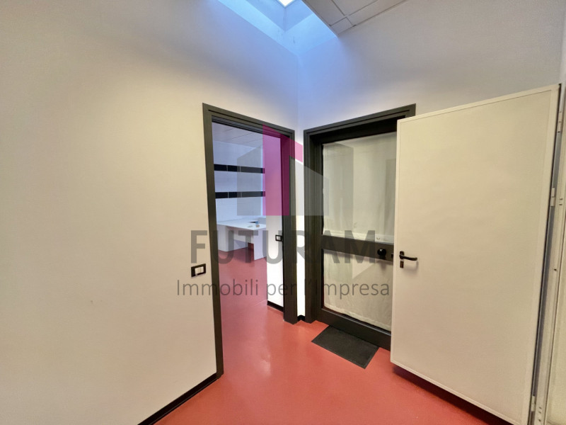 CAMISANO VICENTINO - 13FIL - PER INFO 0444/310220

Proponiamo in affitto un elegante ufficio di 5...