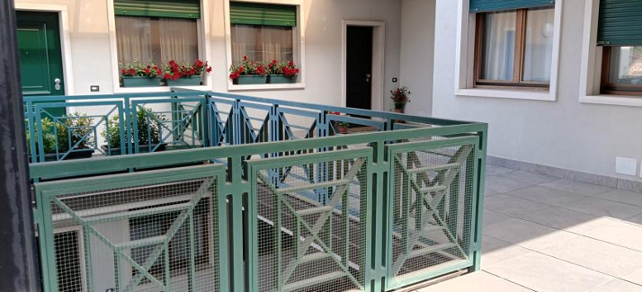 RIF. A.A.75-25

Vendesi all'asta - appartamento al 2° piano con garage in data 07 aprile 2026

De...