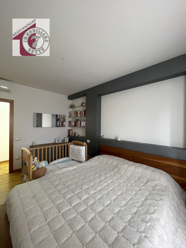 Vendesi PIAZZOLA SUL BRENTA CENTRO APPARTAMENTO AL PIANO PRIMO, all'interno del complesso Parco D...