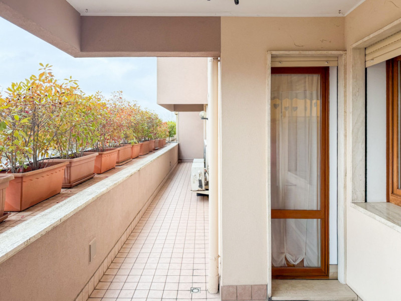 (Per INFO Cristina 3389226442) Ad Albignasego, nel quartiere San Lorenzo, in palazzina comoda a t...