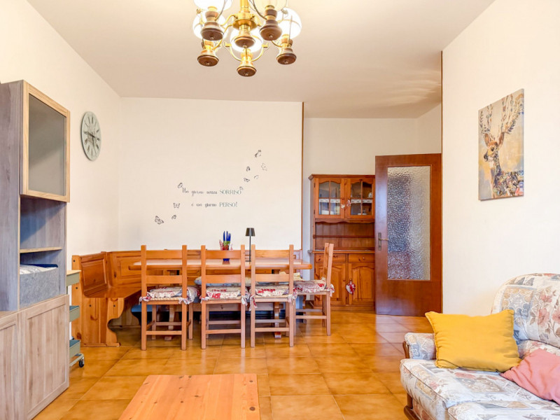 (Per INFO Cristina 3389226442) Ad Albignasego, nel quartiere San Lorenzo, in palazzina comoda a t...