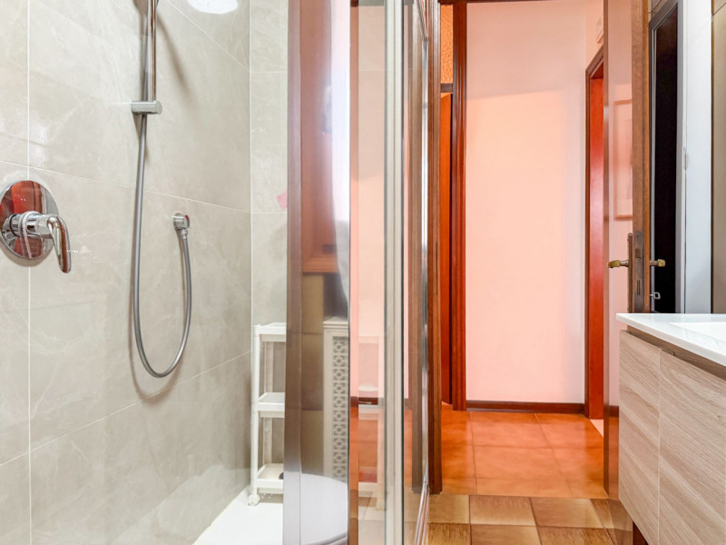 (Per INFO Cristina 3389226442) Ad Albignasego, nel quartiere San Lorenzo, in palazzina comoda a t...