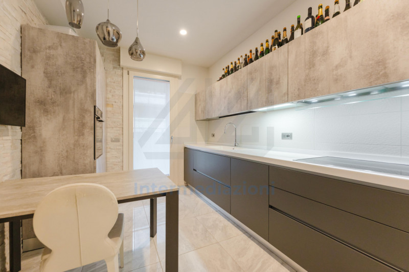 PADOVA – Complesso Immobiliare San Gregorio

Nel prestigioso Complesso Immobiliare San Gregorio, ...