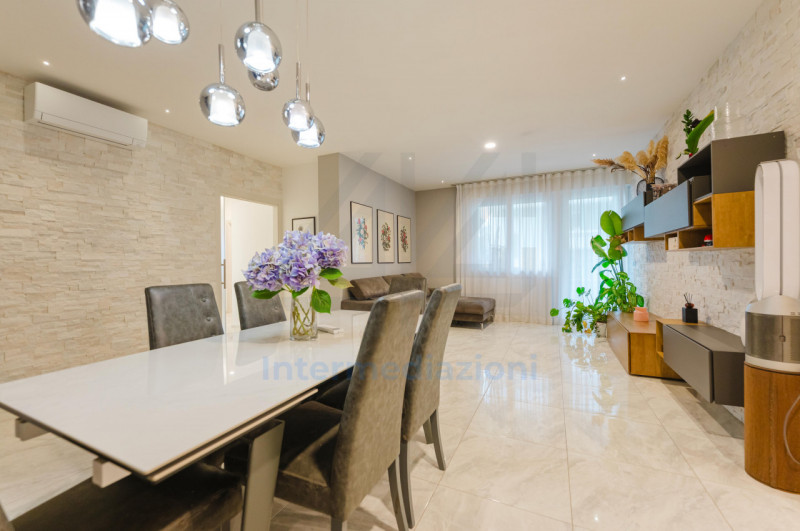 PADOVA – Complesso Immobiliare San Gregorio

Nel prestigioso Complesso Immobiliare San Gregorio, ...