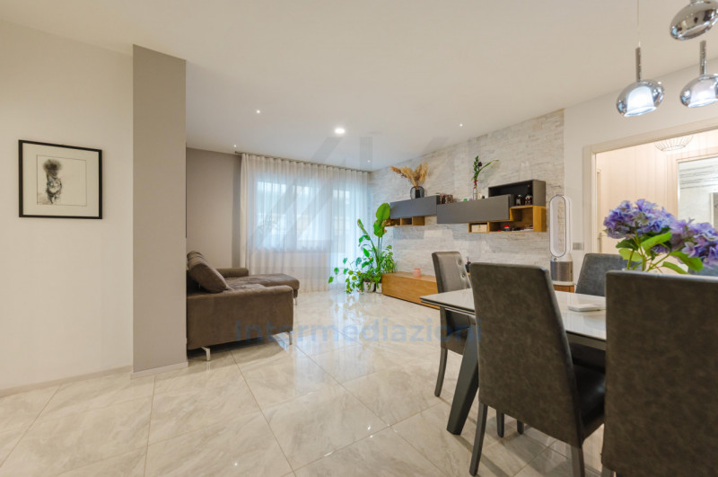 PADOVA – Complesso Immobiliare San Gregorio

Nel prestigioso Complesso Immobiliare San Gregorio, ...