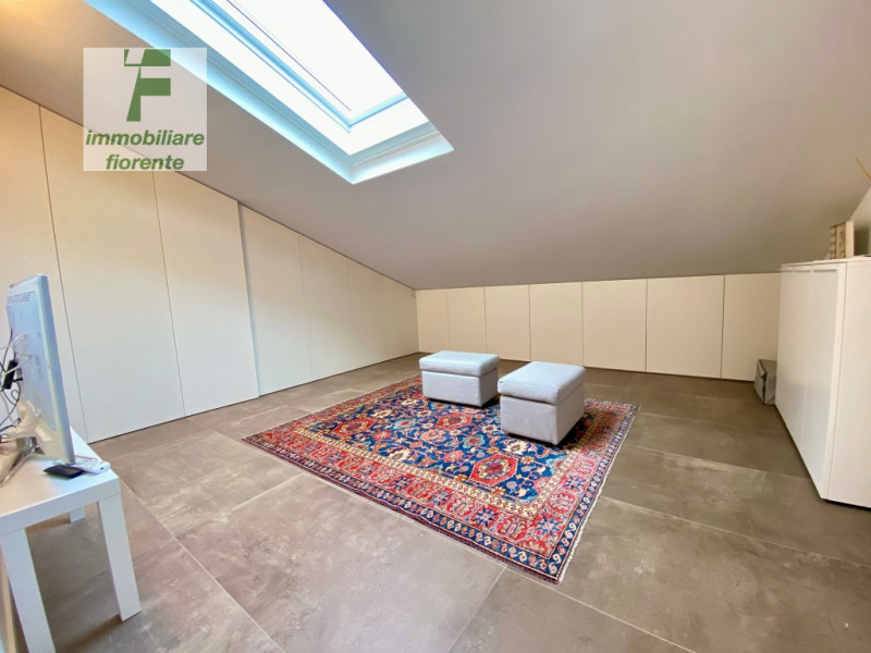 Nel cuore di Montegrotto Terme, in posizione centrale e strategica su Corso delle Terme a 1 km da...