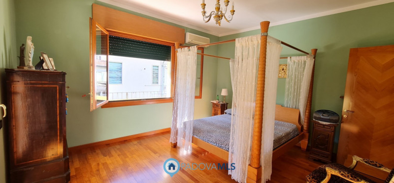 CASA SINGOLA CENTRALISSIMA AD ABANO €.423.000 - rif.JP512

Scopri questa esclusiva casa singola, ...