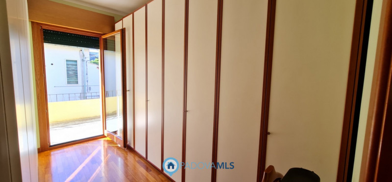 CASA SINGOLA CENTRALISSIMA AD ABANO €.423.000 - rif.JP512

Scopri questa esclusiva casa singola, ...