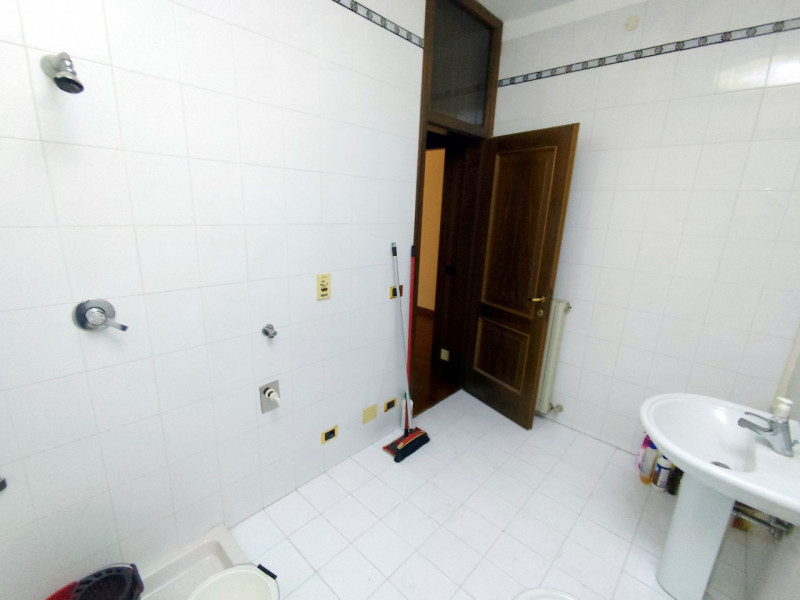 OSPEDALE MILITARE INTROVABILE DUPLEX SU 2 UNITA' €.415.000 - rif.LM011

Scopri un'opportunità uni...