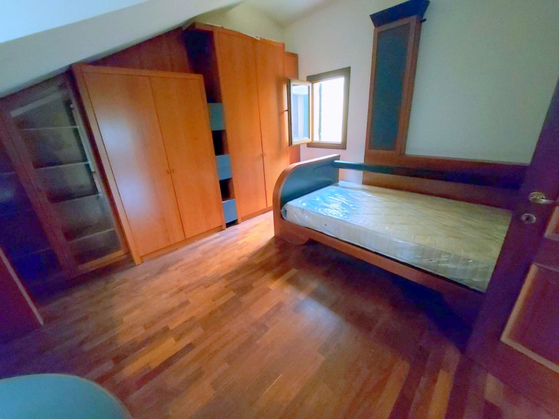 OSPEDALE MILITARE INTROVABILE DUPLEX SU 2 UNITA' €.415.000 - rif.LM011

Scopri un'opportunità uni...