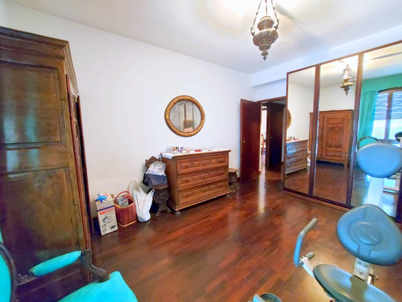 SPLENDIDO DUPLEX VIC. PRATO DELLA VALLE €.550.000 - rif.MG006

Nelle immediate vicinanze del PRAT...