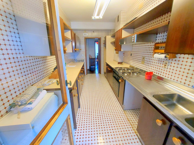 SPLENDIDO DUPLEX VIC. PRATO DELLA VALLE €.550.000 - rif.MG006

Nelle immediate vicinanze del PRAT...