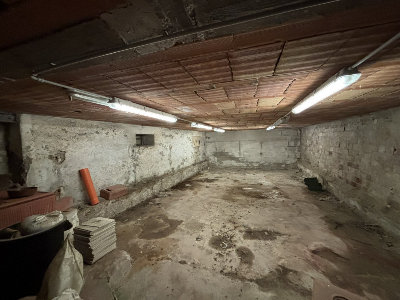 In pieno centro storico a Monselice, nei pressi di Piazza Giuseppe Mazzini, vendesi porzione di p...