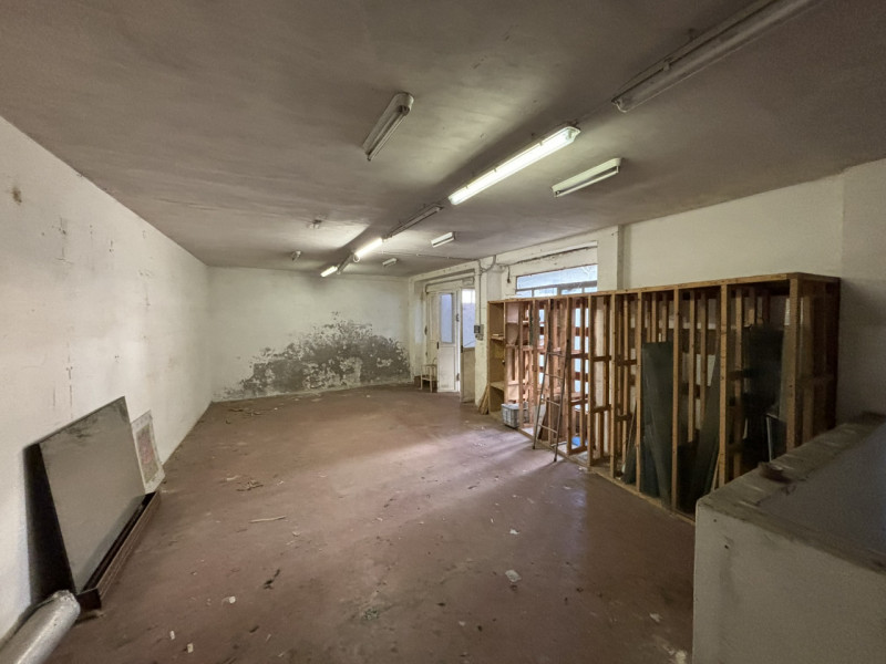 In pieno centro storico a Monselice, nei pressi di Piazza Giuseppe Mazzini, vendesi porzione di p...