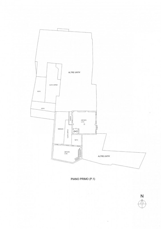 In pieno centro storico a Monselice, nei pressi di Piazza Giuseppe Mazzini, vendesi porzione di p...