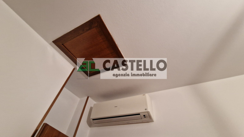 Campodarsego zona Bosco del Vescovo proponiamo in esclusiva 2 porzioni di trifamiliare, con acces...