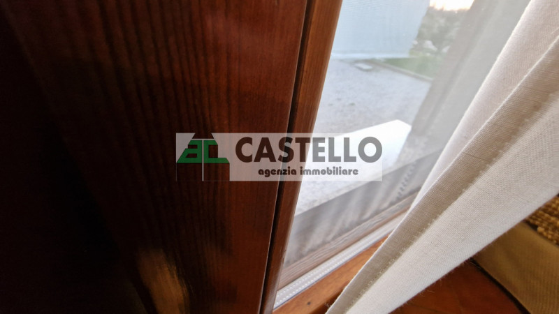 Campodarsego zona Bosco del Vescovo proponiamo in esclusiva 2 porzioni di trifamiliare, con acces...