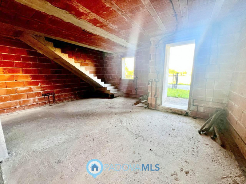 Immobile in esclusiva al Gruppo Padova MLS

Immediata vicinanza al centro di TAGGI DI SOPRA in po...