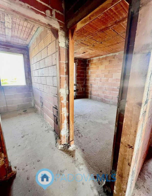 Immobile in esclusiva al Gruppo Padova MLS

Immediata vicinanza al centro di TAGGI DI SOPRA in po...