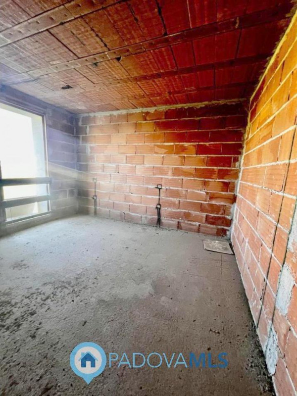 Immobile in esclusiva al Gruppo Padova MLS

Immediata vicinanza al centro di TAGGI DI SOPRA in po...