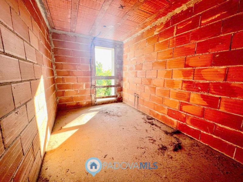 Immobile in esclusiva al Gruppo Padova MLS

Immediata vicinanza al centro di TAGGI DI SOPRA in po...