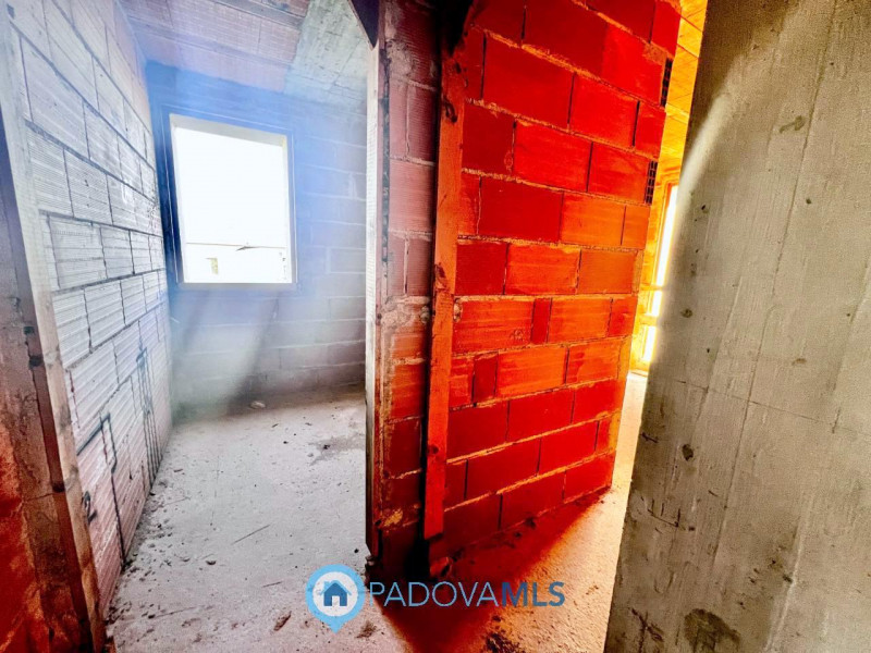 Immobile in esclusiva al Gruppo Padova MLS

Immediata vicinanza al centro di TAGGI DI SOPRA in po...