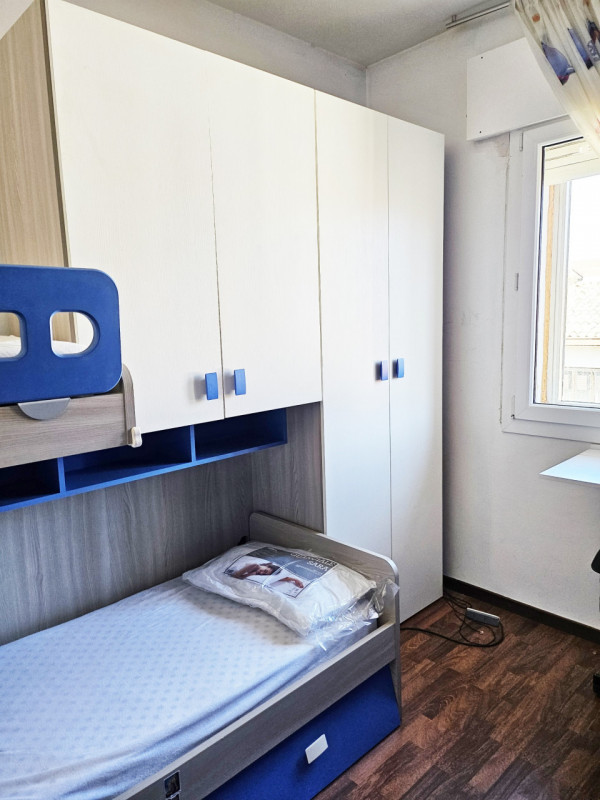 IMMOBILE PER INVESTIMENTO AD ALTA RENDITA!
!!! Attualmente affittato a stanze a lavoratori a 1.80...