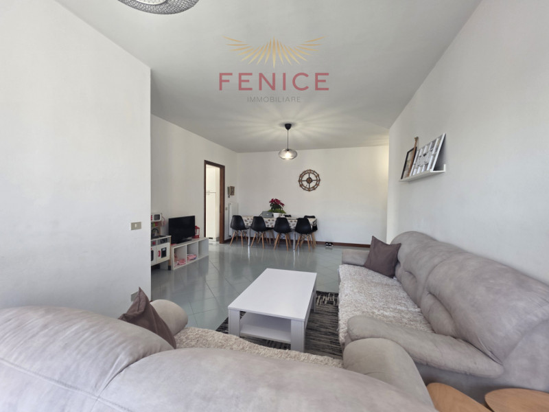 A Trevignano, in provincia di Treviso, nel cuore di un quartiere residenziale curato e ben abitat...