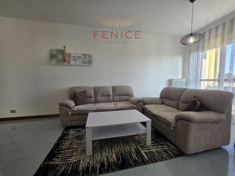 A Trevignano, in provincia di Treviso, nel cuore di un quartiere residenziale curato e ben abitat...