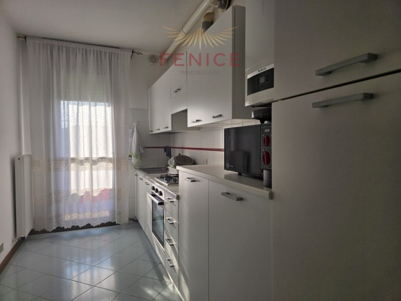 A Trevignano, in provincia di Treviso, nel cuore di un quartiere residenziale curato e ben abitat...